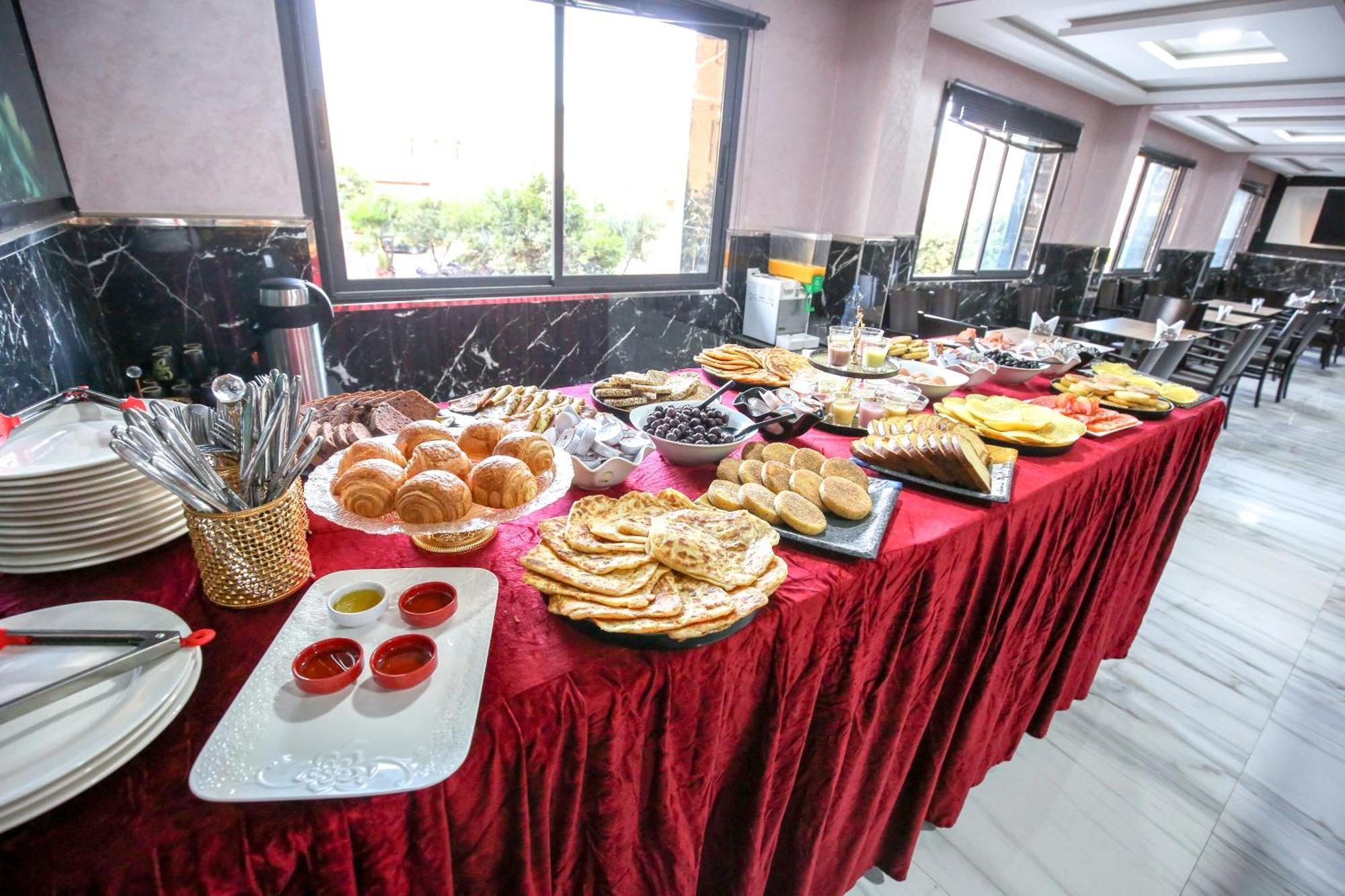 Fekri Hotel Meknes Exterior photo